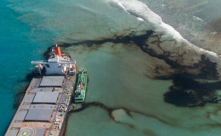 Por buscar señal de celular, estrella un barco, daña ecosistema y provoca conflicto social