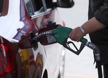 Hacienda anuncia estímulo fiscal para gasolina Premium y diésel