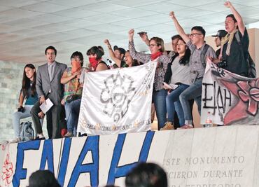 Universitarios definen 3 de 7 ejes rectores