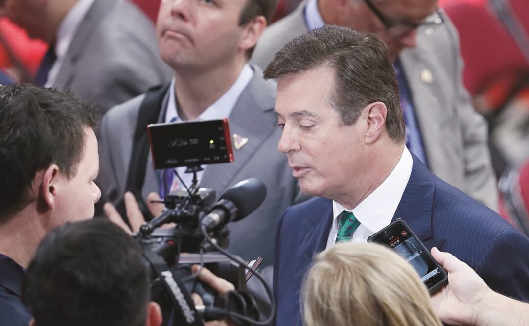 Rick Gates es acusado de "conspiración contra Estados Unidos" y de "lavar dinero", así como de realizar "declaraciones falsas y engañosas" (Foto: Archivo / AP)