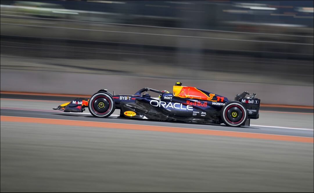 Checo Pérez en el GP de Qatar - Foto: AP