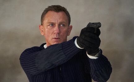 Estudio detrás de James Bond analiza venta de su biblioteca