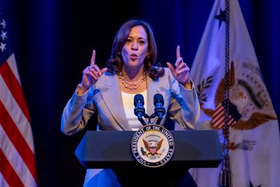 Crecen apoyos a Kamala Harris: de Alexandria Ocasio al Caucus Hispano