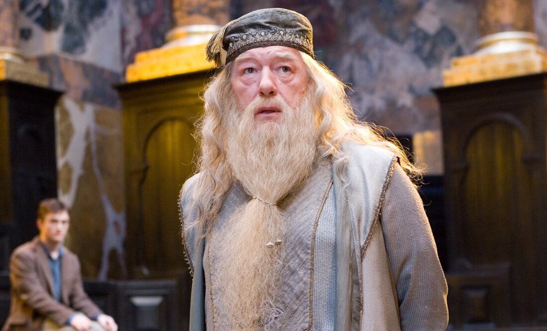 Michael Gambon, recordado por ser el mago más poderoso de Hogwarts. Foto: Warner Bros