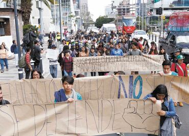 Recibe Graue pliego petitorio de la Asamblea InterUNAM