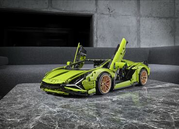 Lego y Lamborghini presentan auto a escala