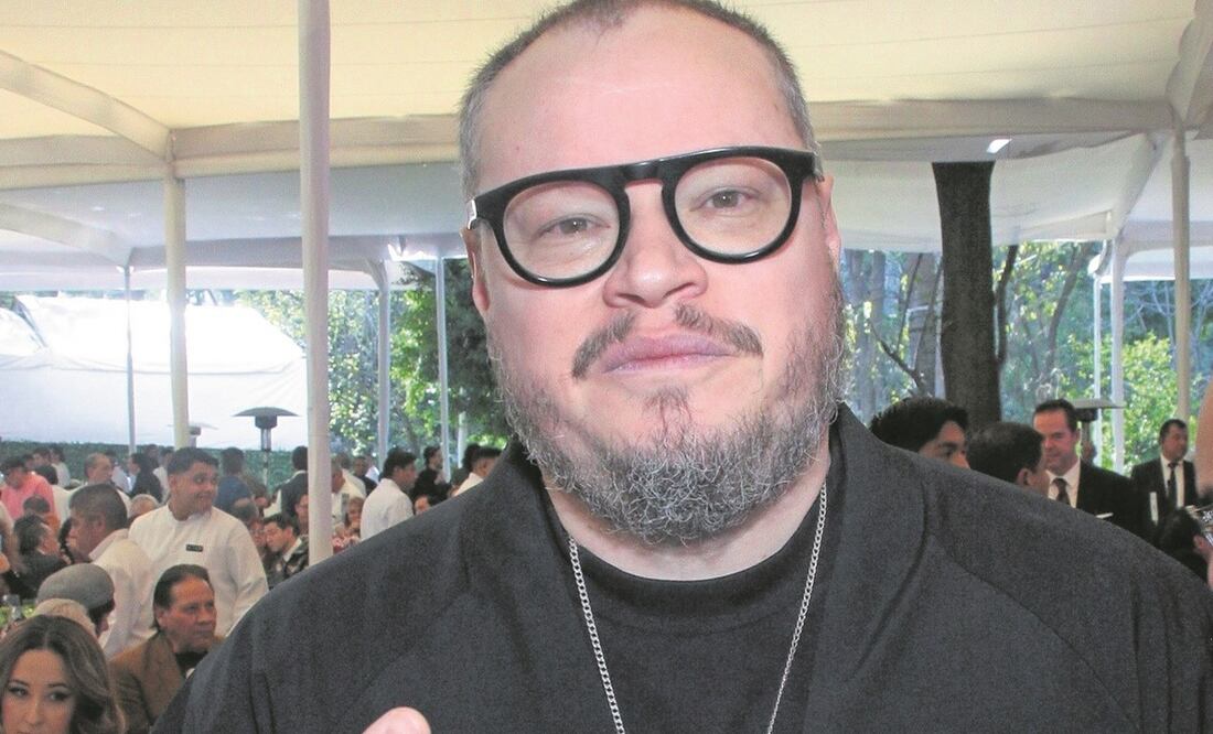 Leonel considera que los exponentes del romanticismo harán que regrese, aunque actualmente hacen falta cantautores e intérpretes. Foto: Clasos