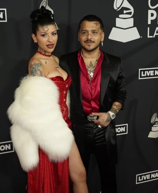 Daniel Bisogno critica a Cazzu luego de su aparición junto a Nodal en los Latin Grammy