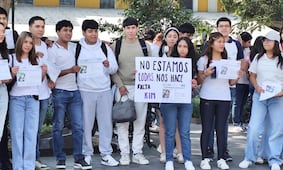 Estudiantes universitarios marchan en Cuernavaca y exigen aparición con vida de Kimberly; lleva siete días desaparecida