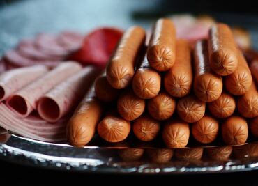 Comer todos los días salchichas y jamón podría causar cáncer