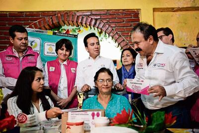 Médico en Tu Casa repartirá lentes a sectores vulnerables