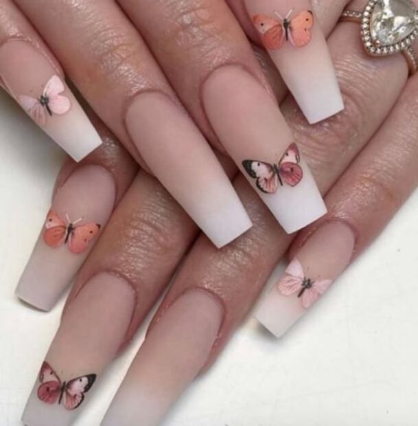 Las mejores ideas para darle vida a tus uñas durante el verano