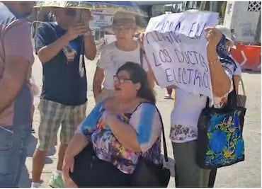 Vecinos bloquean acceso al muelle fiscal en Progreso, Yucatán; denuncian daños por construcción del viaducto