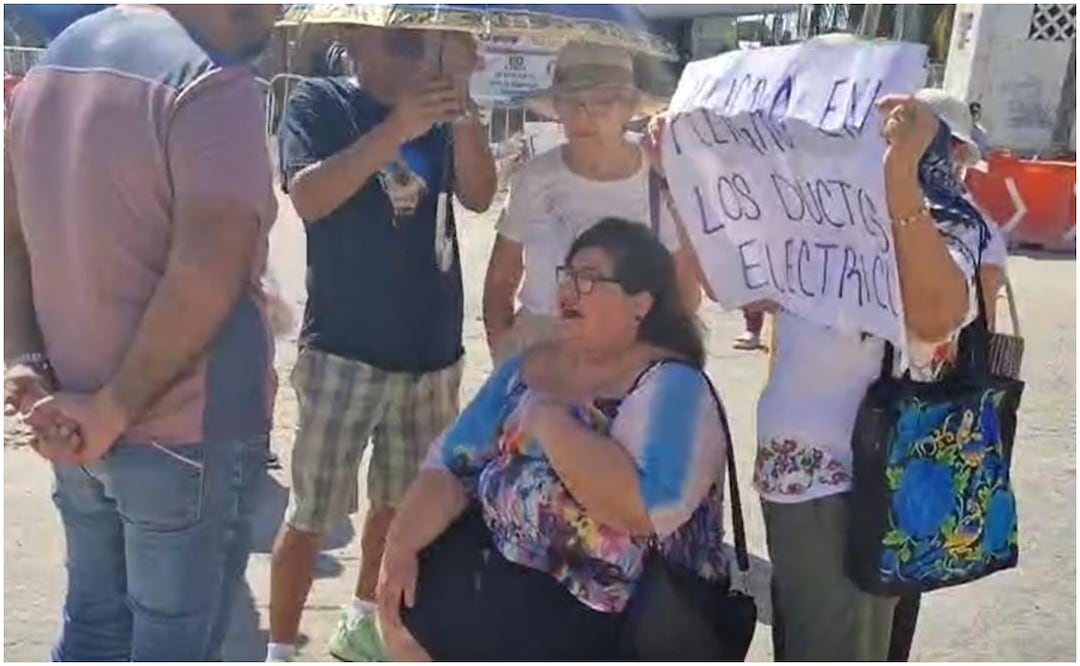 Este 24 de octubre, vecinos bloquean acceso al muelle fiscal en Progreso, Yucatán en protesta por los daños ocasionados por construcción del viaducto. Foto: Especial
