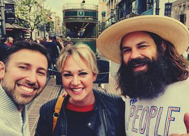 ¿Te sientes solo? Contrata a un paseador de personas