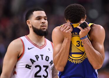 Los Raptors de Toronto derrotaron a Golden State en el primer juego