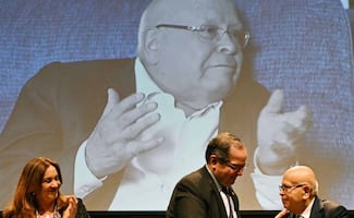 Comunidad universitaria debe confiar en sus órganos de gobierno, señala rector Lomelí; rinden homenaje a Gerardo Estrada