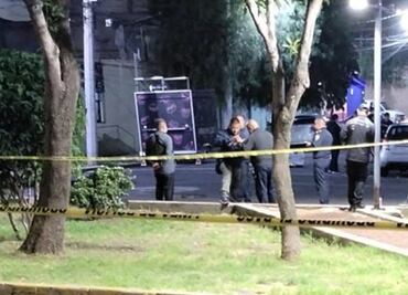 Ataque con arma de fuego en la Venustiano Carranza deja un hombre muerto y dos personas heridas; agresores huyeron