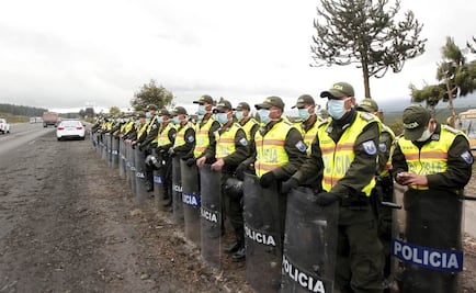 Ecuador activa protocolos para enfrentar emergencia de volcán