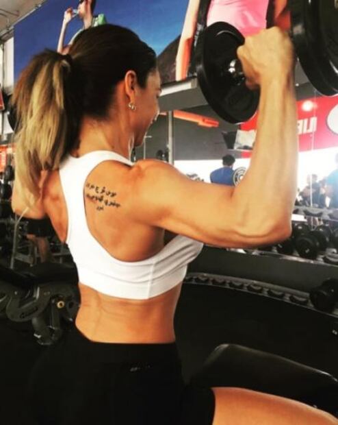 Lis Vega comparte foto desnuda