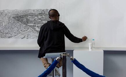 Autistic artist draws Mexico City from memory