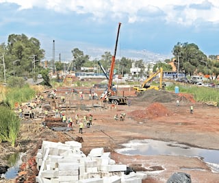 Puente de Periférico, suspendido en 40%