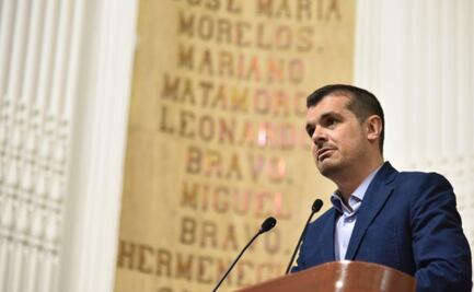 Quienes amagan al INE son "pandilleros políticos": Jorge Triana