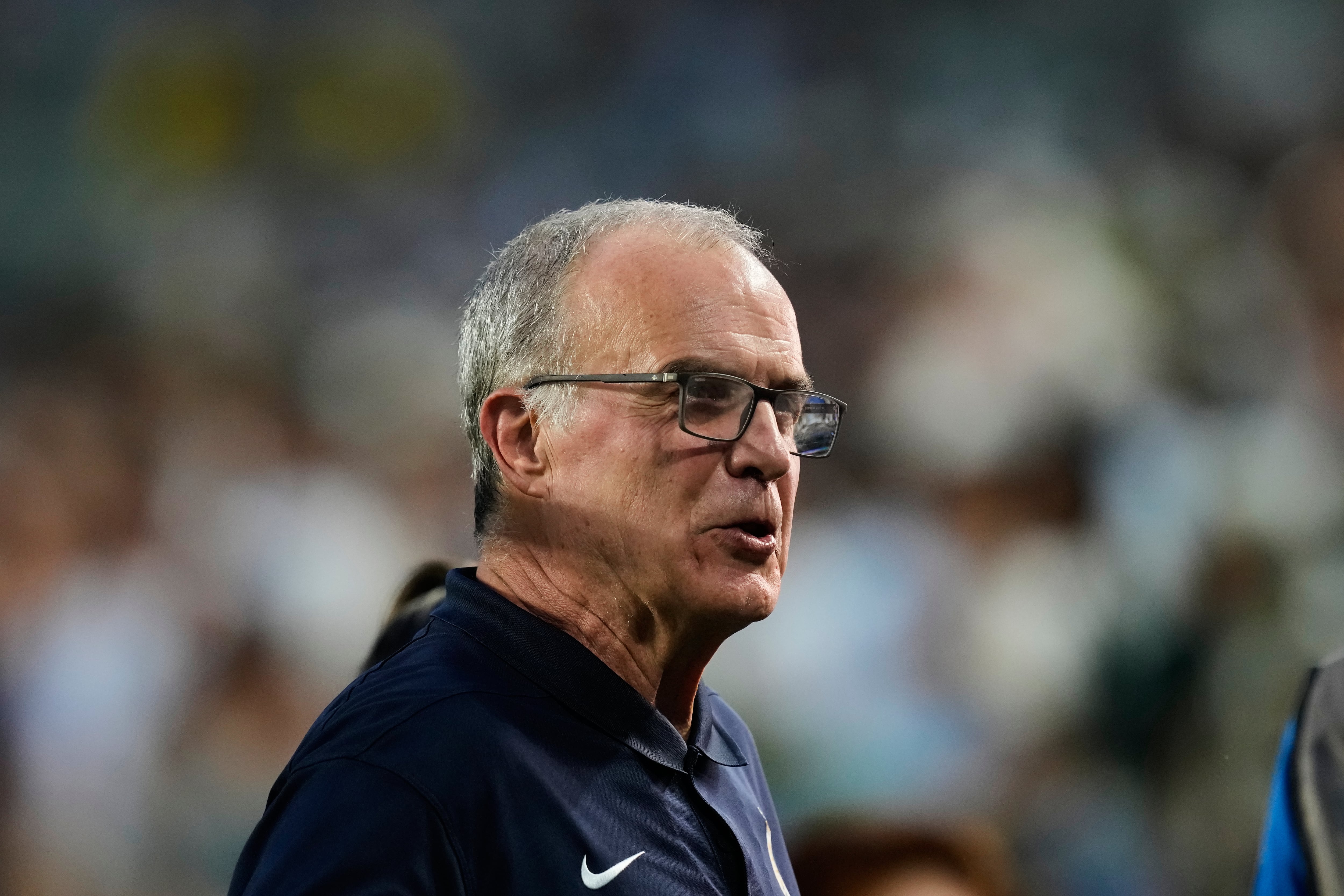 Marcelo Bielsa critica las pausas de hidratación del Mundial 2026: «Le quitan mucho al futbol»
