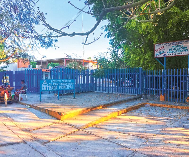 El presidente de la Cruz Roja de Iguala falleció mientras era atendido en el Hospital General Dr. Jorge Soberón Acevedo. Foto: GOBERNACIÓN DE GUERRERO