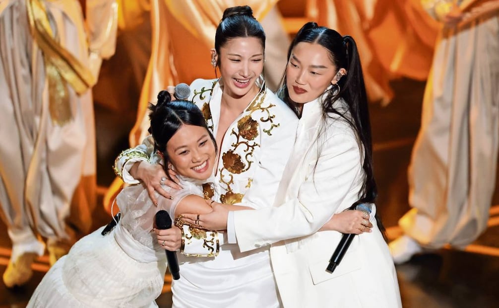 Rei Ami, Ejae y Audrey Nuna, tras interpretar su éxito “Golden”. Foto: EFE