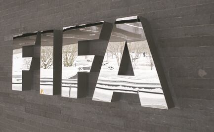 En 10 años de fichajes se pagaron más de 48 mil millones de dólares, revela informe de la FIFA