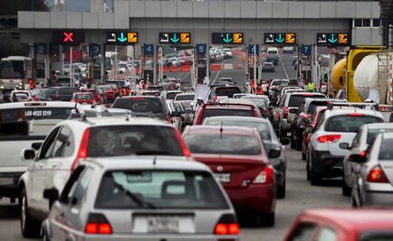 Autopista a Cuernavaca, con circulación lenta ante salida de viajeros