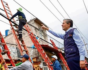Retiran 31 toneladas de cable en Coyoacán