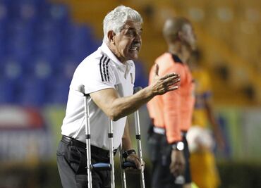 Ricardo Ferretti renovará con Tigres, afirma Mauricio Culebro