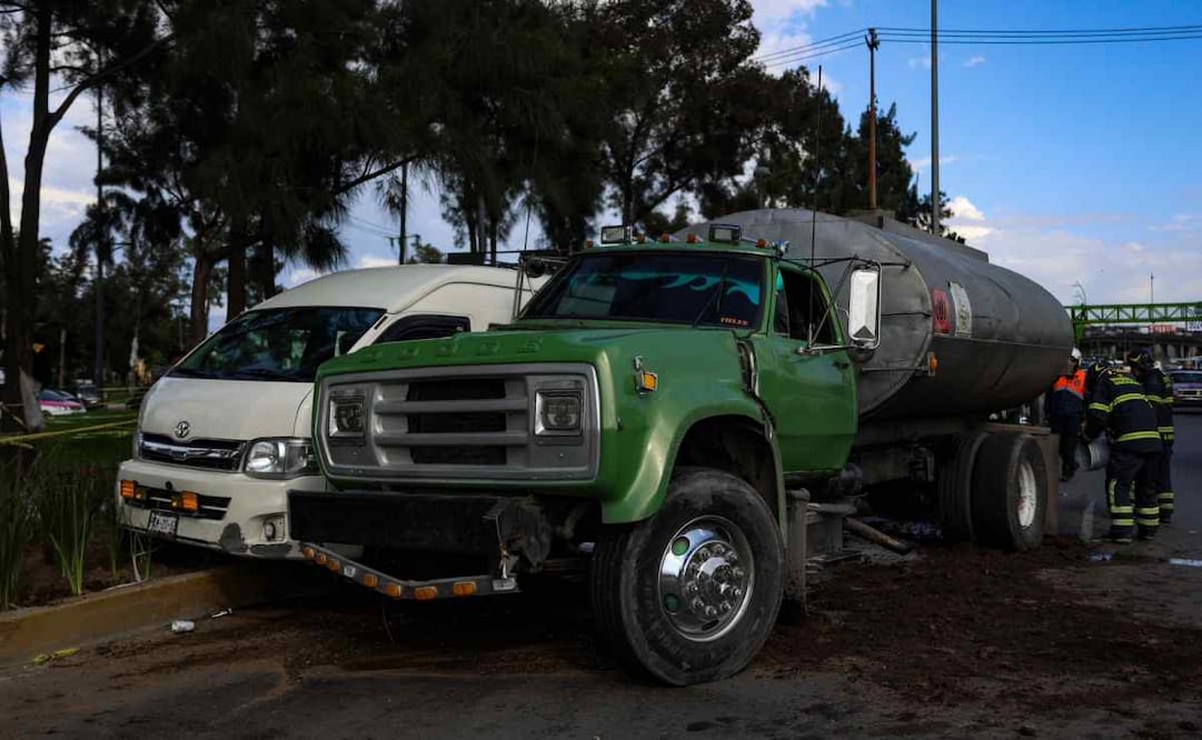 El choque ocurrió a la altura del metro Acatitla. Foto: Hugo Salvador/EL UNIVERSAL