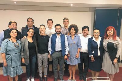 Sheinbaum pide cierre de filas a alcaldes de Morena