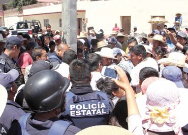 Pobladores linchan a cinco presuntos asaltantes en San Pablo Auropan, Toluca