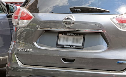 Mal uso de portaplacas ha generado 898 infracciones