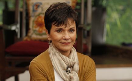 Pati Chapoy critica vallas en Palacio Nacional y la tachan de incongruente