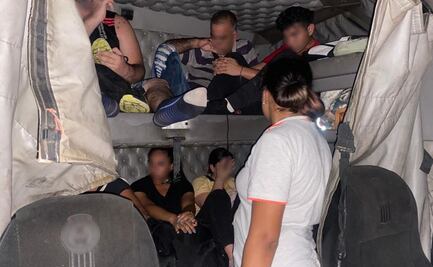 Rescata Guardia Nacional a 14 migrantes transportados en tráiler en Tabasco