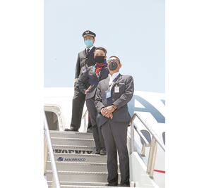 La tripulación mexicana que va y viene de China con insumos contra el Covid