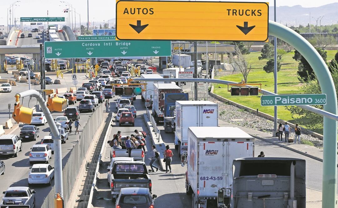 Actualmente los ciudadanos estadounidenses pueden traer vehículos a México con placas extranjeras, pero no se les pide fecha de regreso. Foto: Archivo/ EL UNIVERSAL