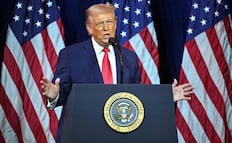 Cuba no recibirá más dinero ni petróleo de Venezuela, afirma Trump; pide que lleguen a un acuerdo