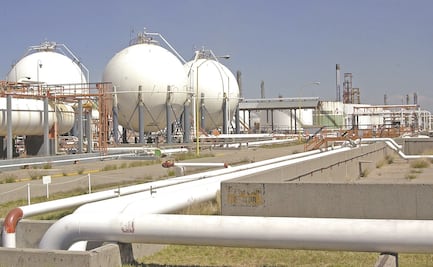 Desecha juez amparo de prima de AMLO; buscaba seguir licitando en Pemex