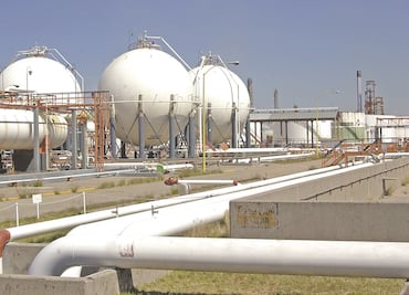 Desecha juez amparo de prima de AMLO; buscaba seguir licitando en Pemex