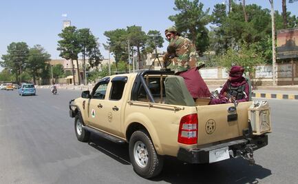 Talibanes afirman haber tomado varias zonas de la capital de Afganistán "por seguridad"