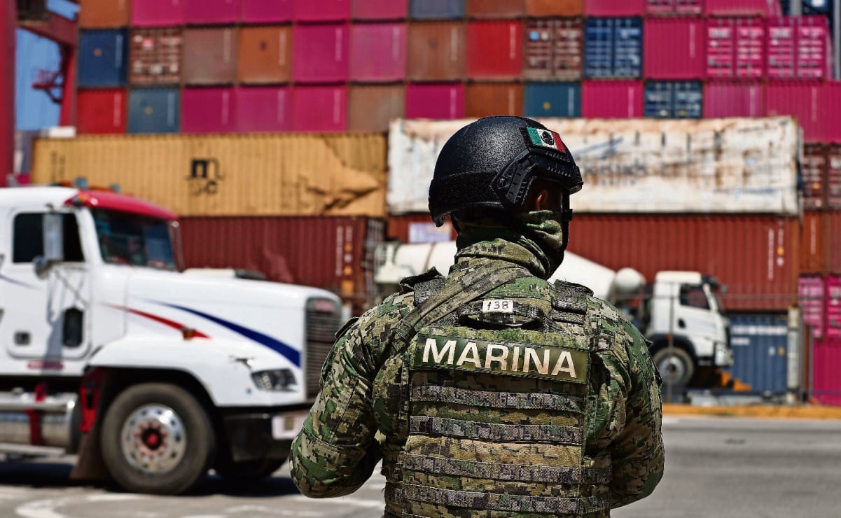 Orden de aprehensión en contra del vicealmirante Fernando Farías Laguna sigue vigente