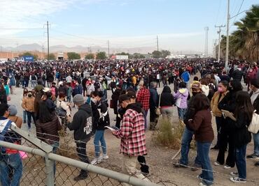 Con gusto y entusiasmo, jóvenes de 15 a 17 años acuden a vacunarse contra Covid-19 en Saltillo