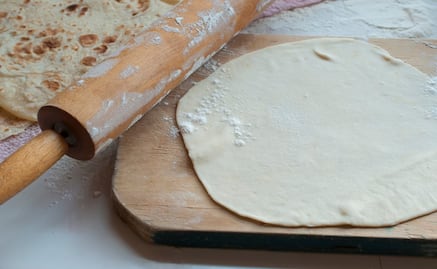 Prepara tortillas desde cero, quedan suaves e infladitas