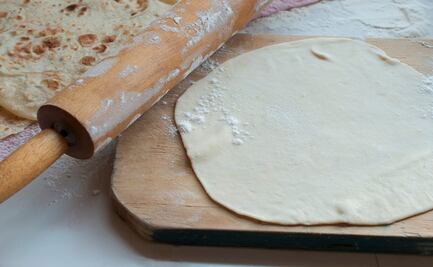 Prepara tortillas desde cero, quedan suaves e infladitas
